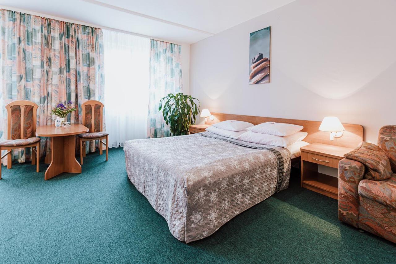 Hotel Gromada Medical Spa Буско-Здруй Экстерьер фото