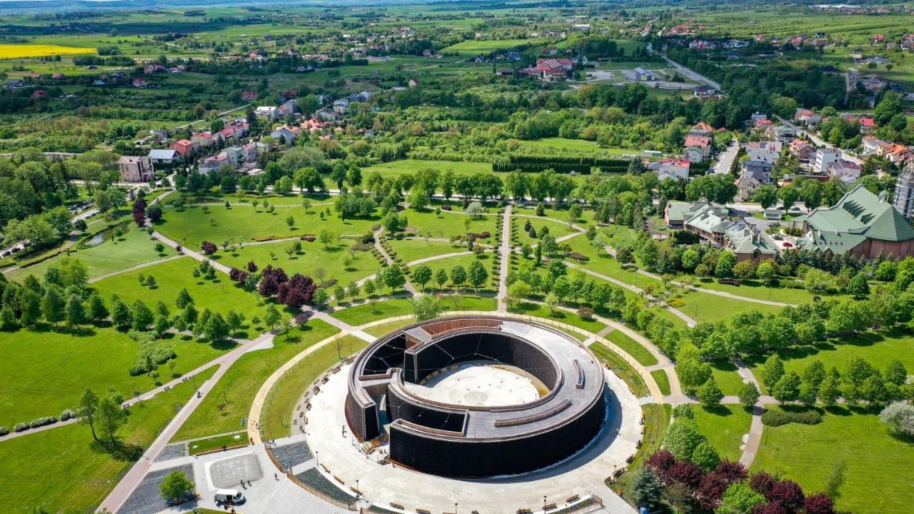 Hotel Gromada Medical Spa Буско-Здруй Экстерьер фото