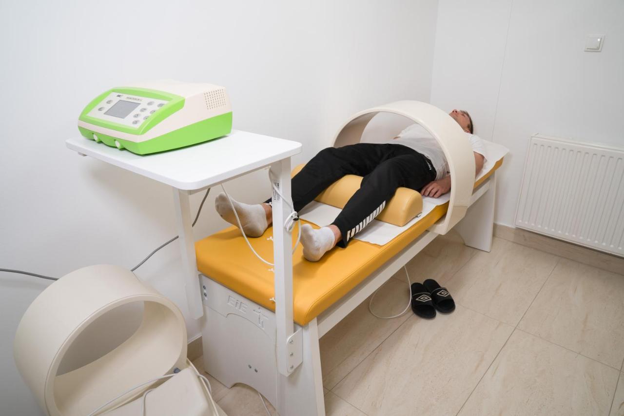Hotel Gromada Medical Spa Буско-Здруй Экстерьер фото