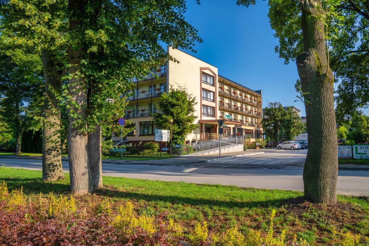 Hotel Gromada Medical Spa Буско-Здруй Экстерьер фото