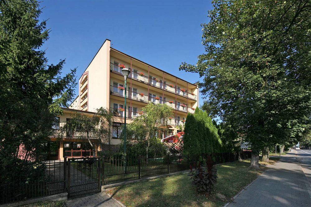 Hotel Gromada Medical Spa Буско-Здруй Экстерьер фото